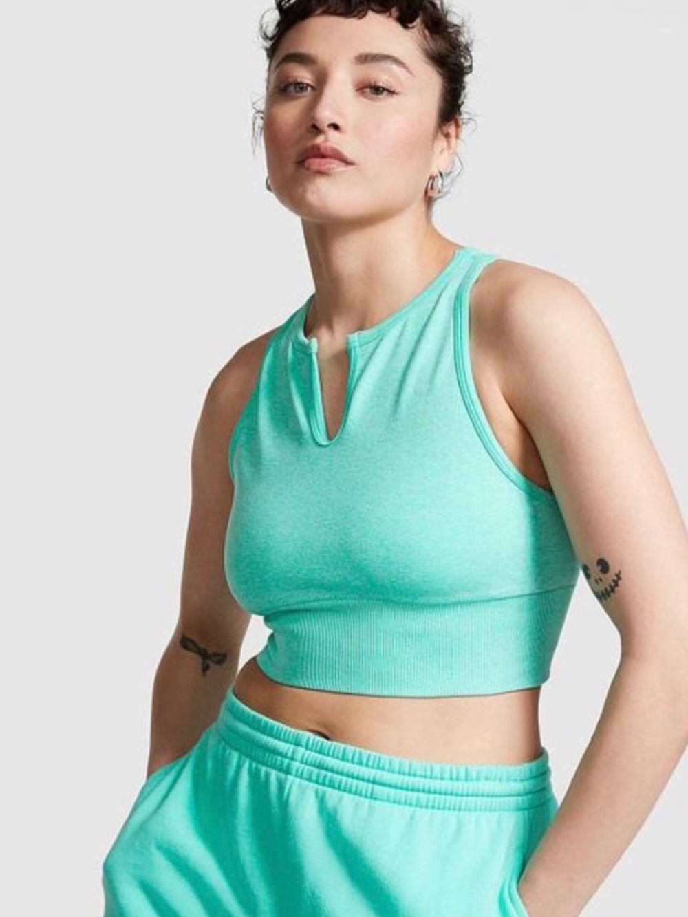 Victoria’s Secret PINK Seamless Split Neck Sports Bra | L | NWT | Athleisure Min